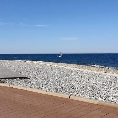 Apartman Ground-floor Laguna 01 *