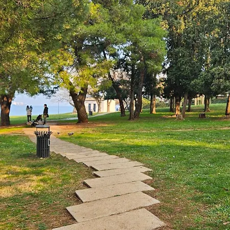 Ground-floor Laguna 01 Apartamento *