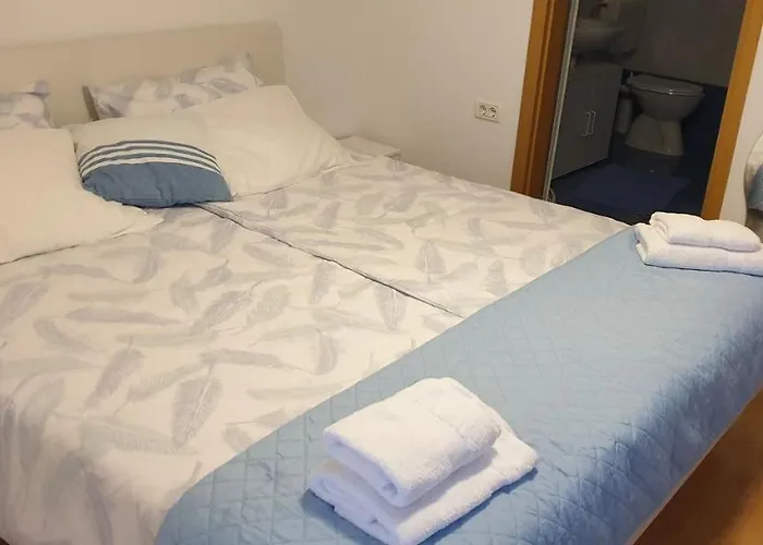 Ground-floor Laguna 01