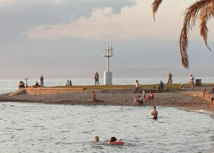 Ground-floor Laguna 01